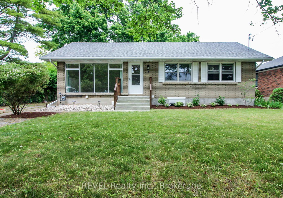 3-whiteoak-drive-st-catharines-ontario-x12800750