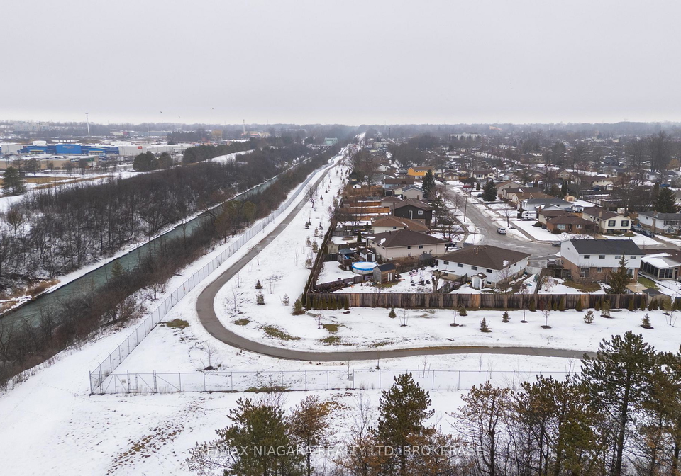 7709-ronnie-crescent-niagara-falls-ontario-x12800794