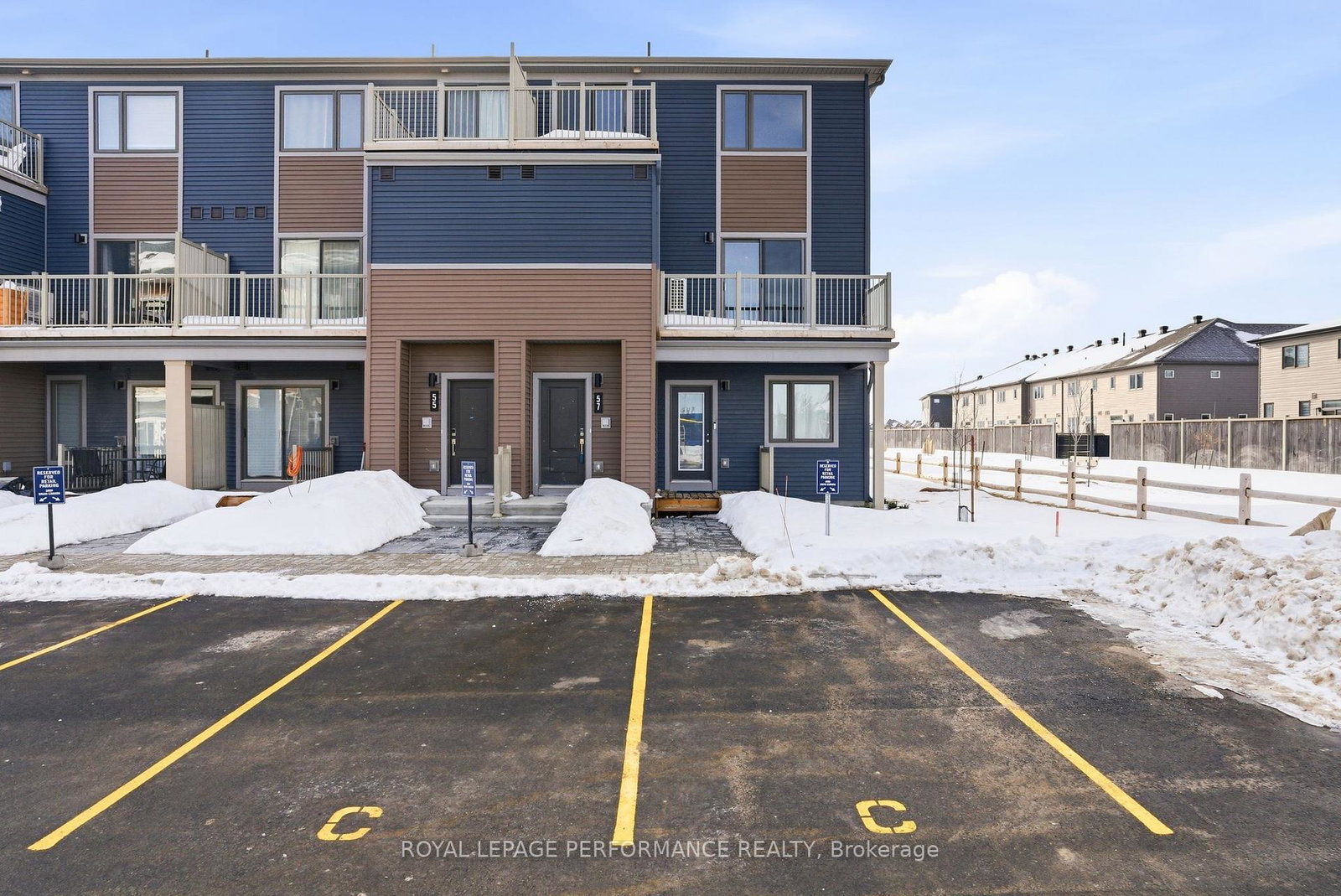 57-dashing-private-ottawa-ontario-x12801618