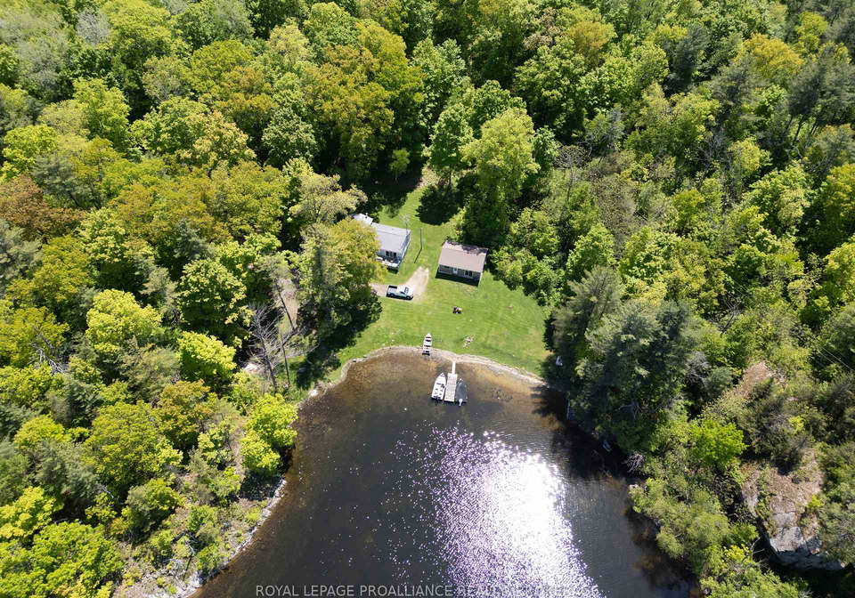 1122-gananoque-lake-road-front-of-leeds-seeleys-bay-ontario-x12801798