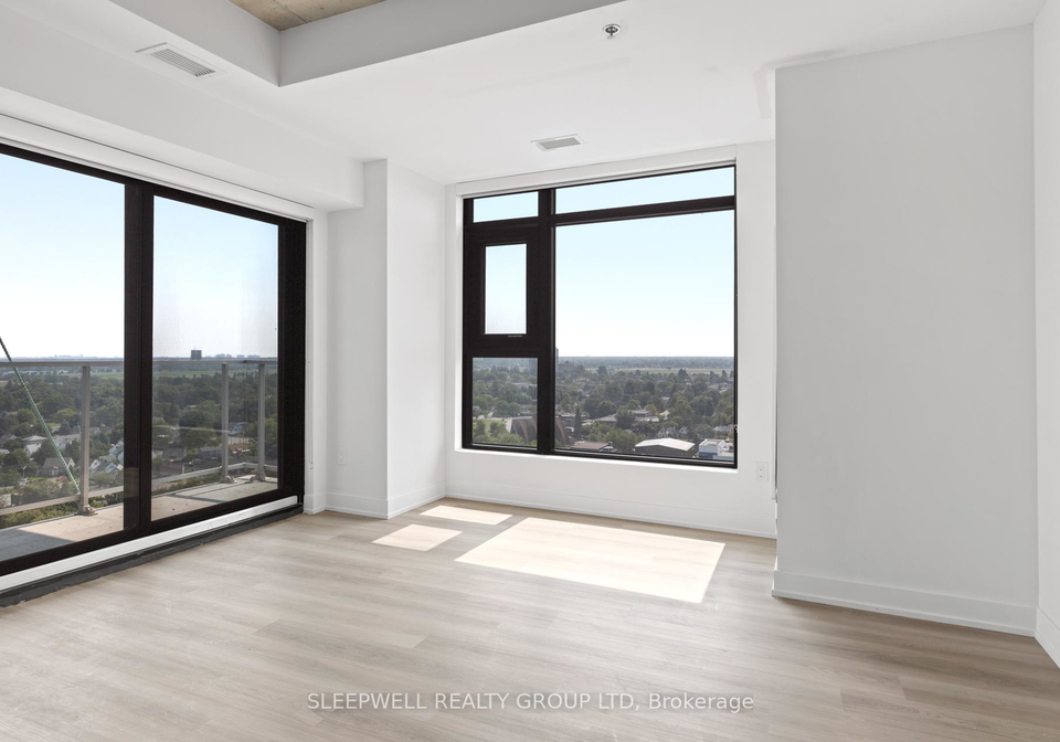 1360-carling-avenue-carlington-central-park-ottawa-ontario-x12802636