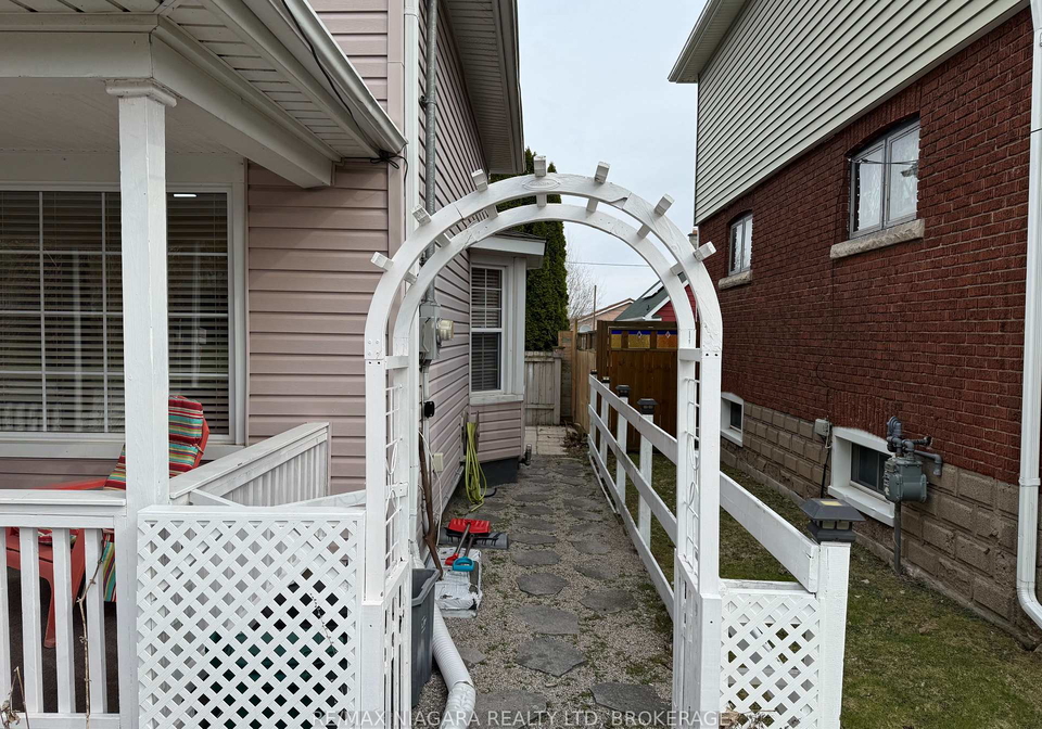 5408-ontario-avenue-niagara-falls-ontario-x12802818