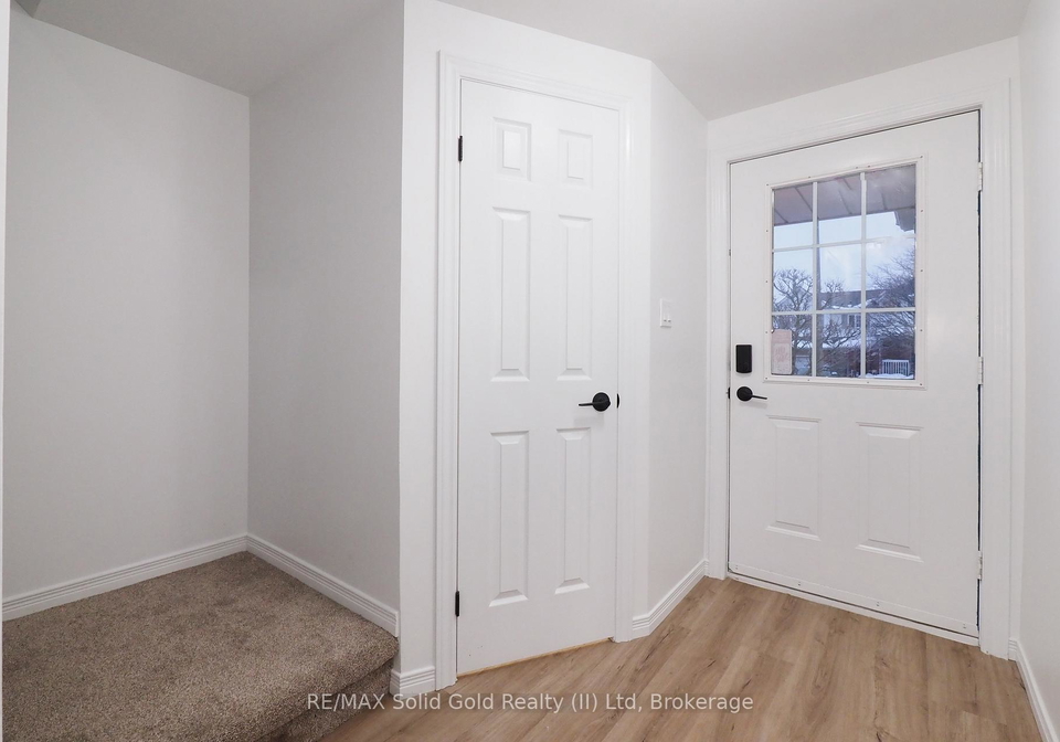 433-exmoor-street-waterloo-ontario-x12803150