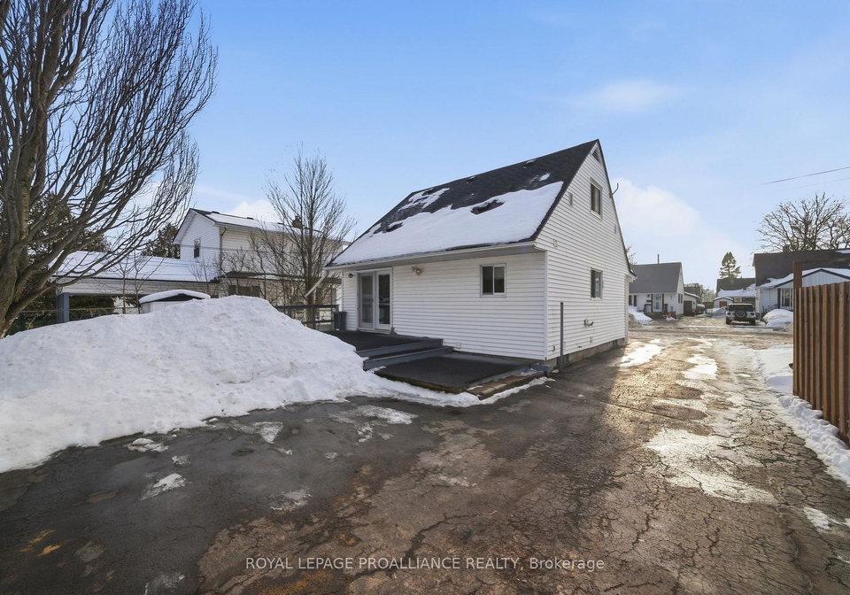 5-sixth-street-belleville-ontario-x12803184