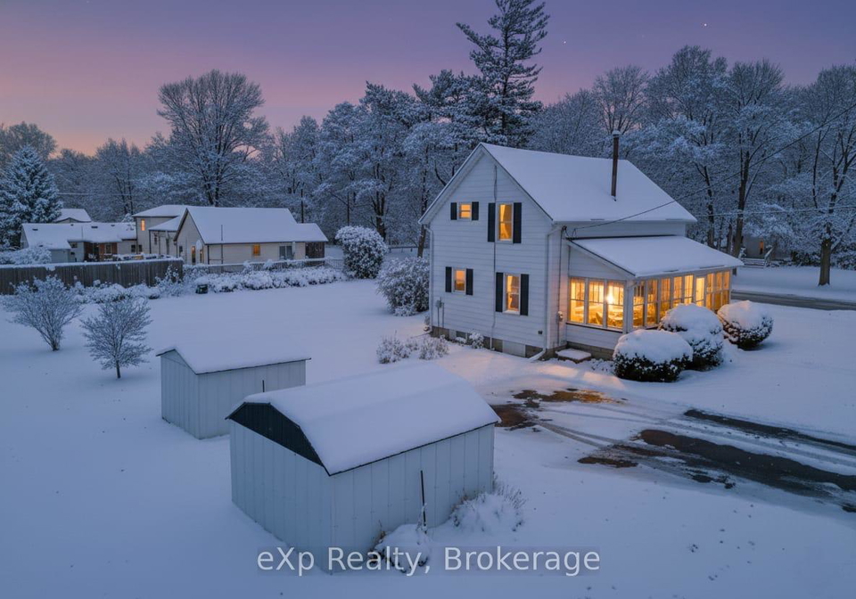 21-elgin-street-southwest-middlesex-ontario-x12804378