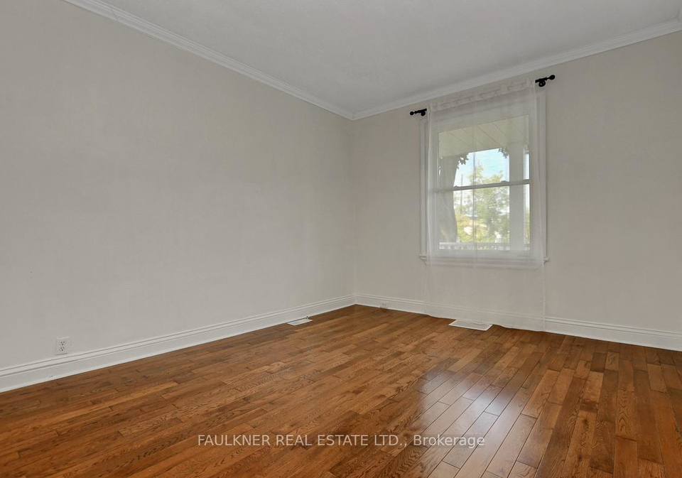536-lower-byron-avenue-ottawa-ontario-x12804714