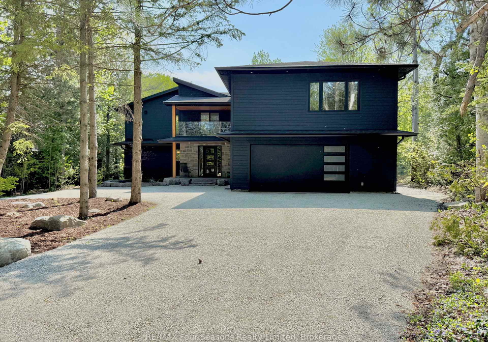 131-chamonix-crescent-blue-mountains-ontario-x12804762