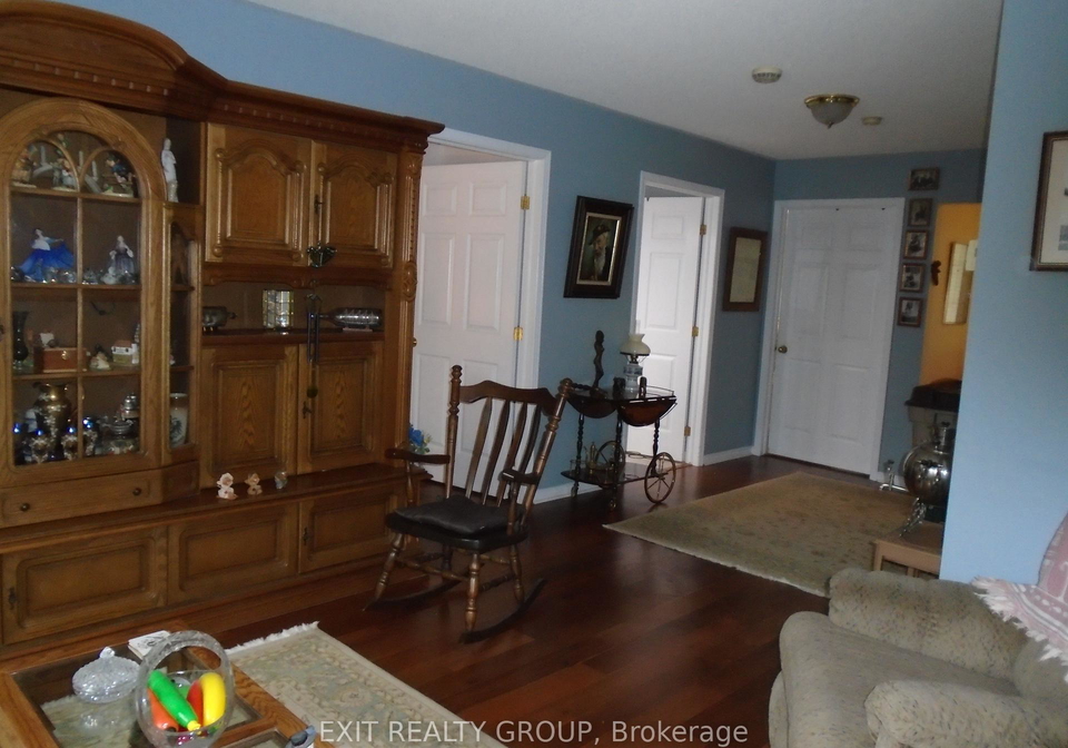 33-cretney-drive-prince-edward-county-ontario-x12805524