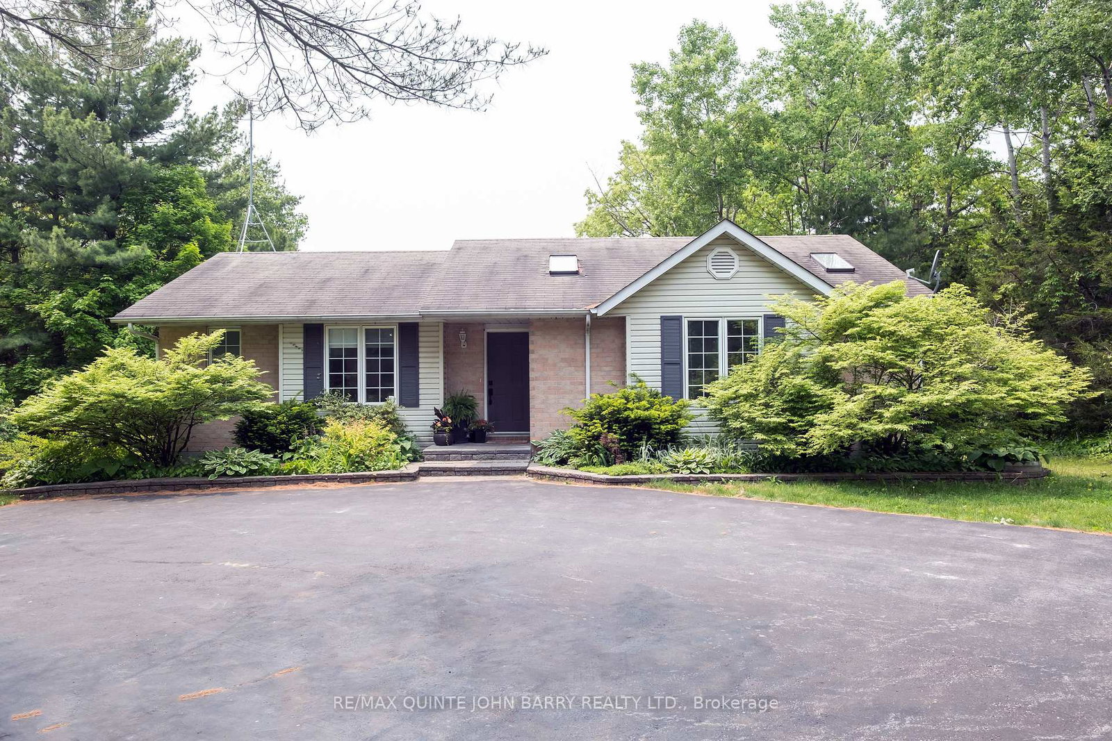 524-christiani-road-quinte-west-ontario-x12805904