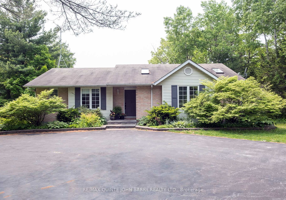 524-christiani-road-quinte-west-ontario-x12805904
