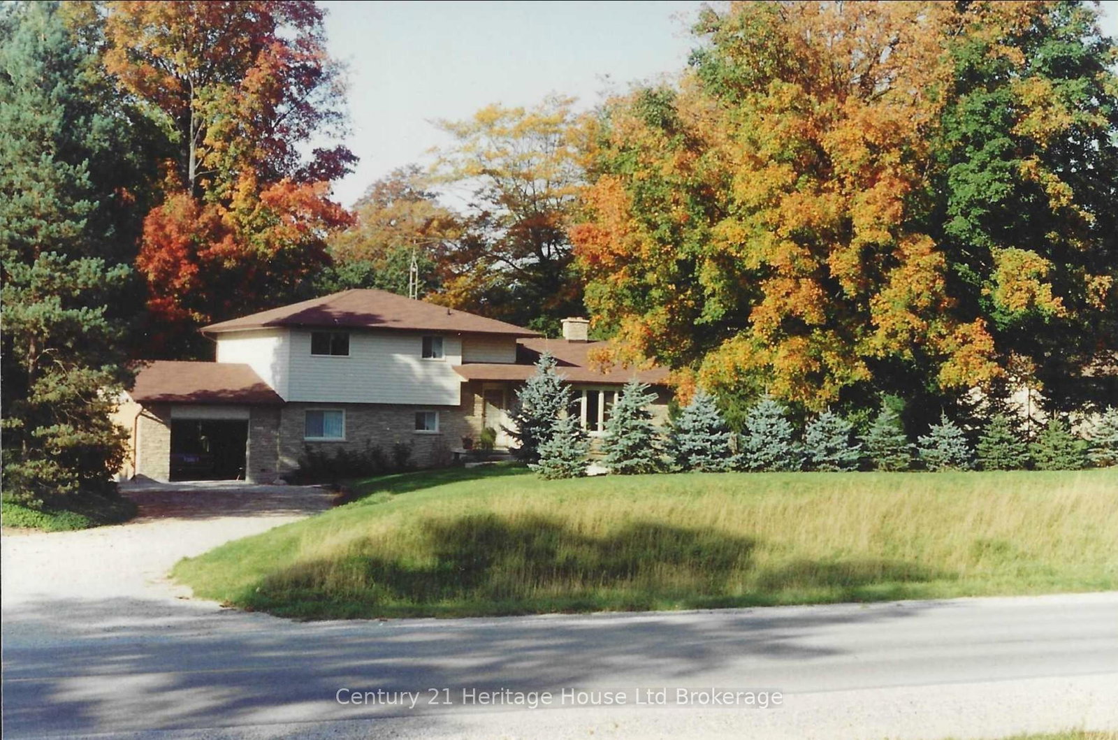 806019-oxford-road-29-s-blandford-blenheim-ontario-x12806078