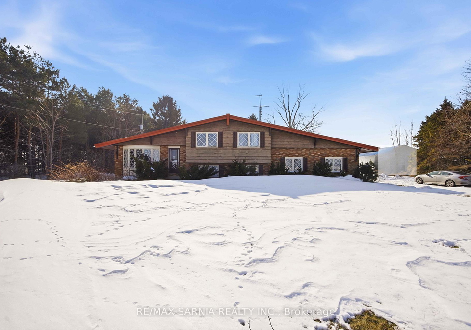 4473-aberarder-line-plympton-wyoming-ontario-x12806254