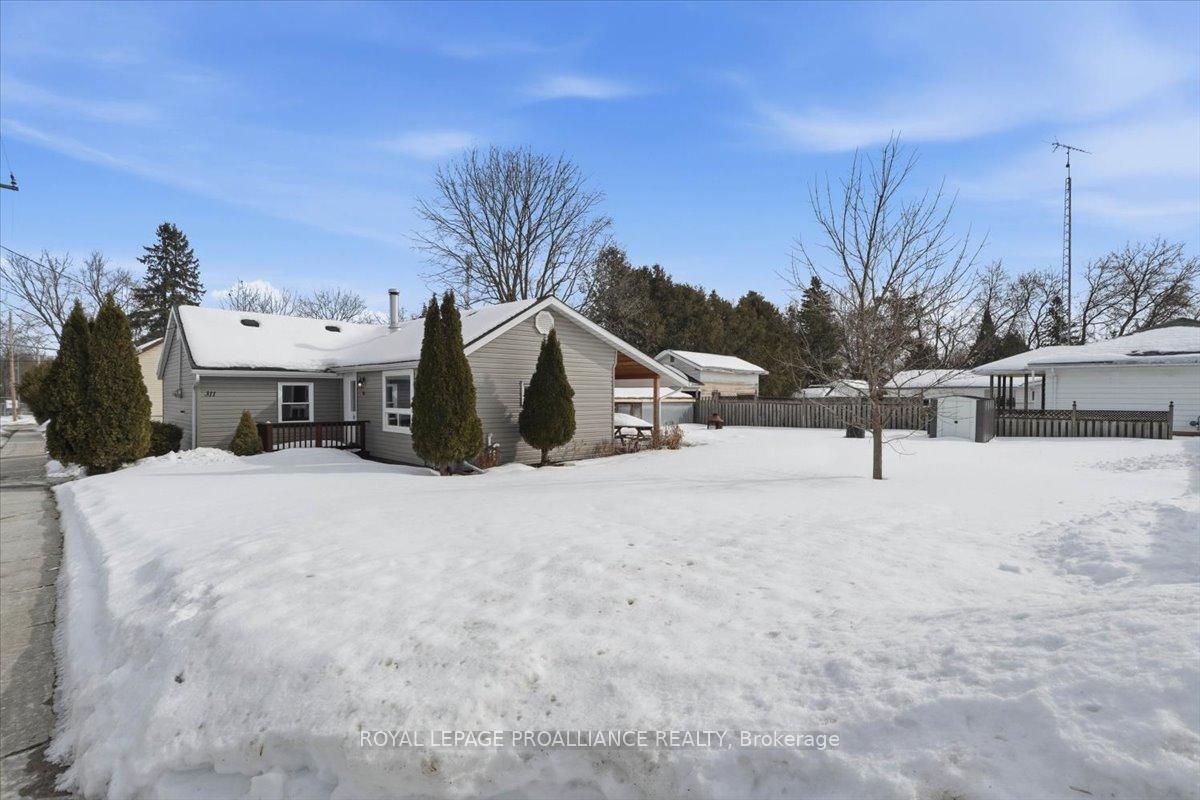 311-jamieson-street-e-tweed-ontario-x12806334