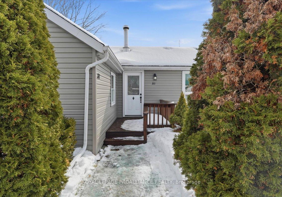 311-jamieson-street-e-tweed-ontario-x12806334