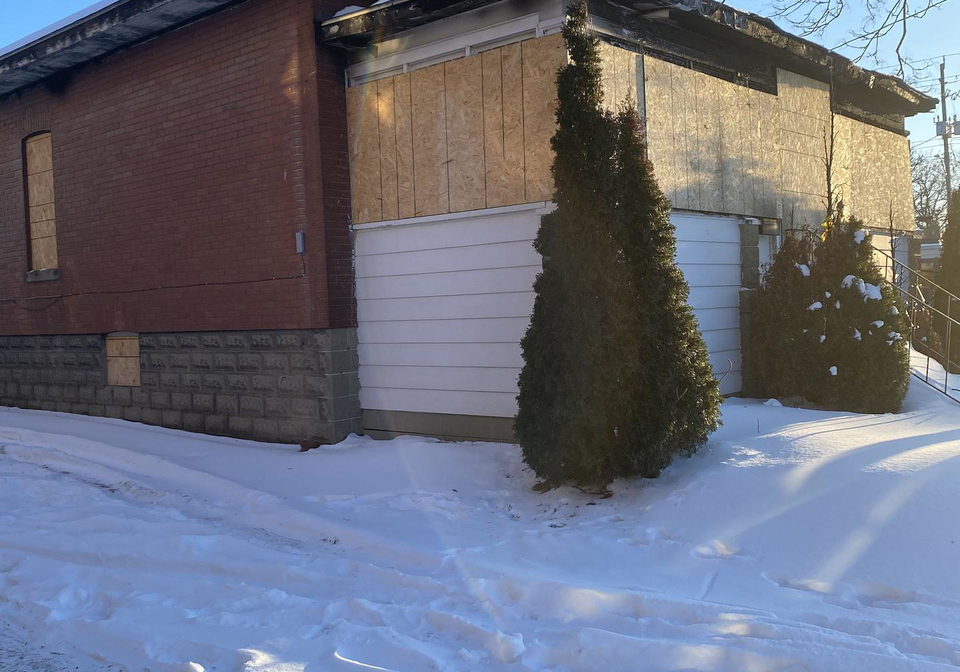 24-park-street-chatham-kent-ontario-x12806504