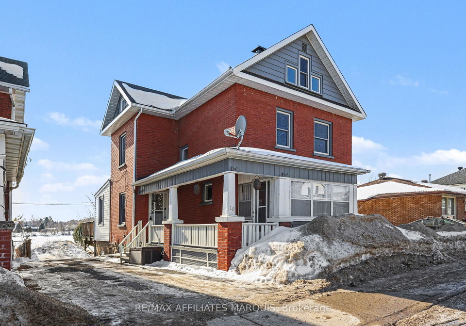 18-queen-street-smiths-falls-ontario-x12806728