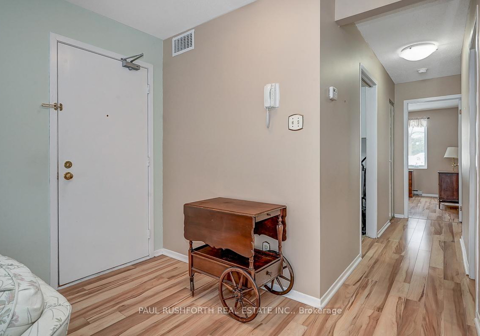 8-stonehill-court-kanata-ontario-x12806854
