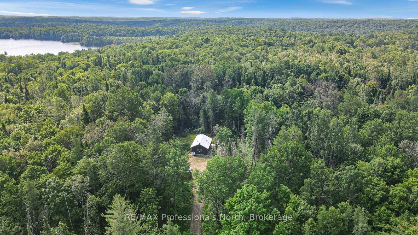 1462-minnicock-lake-road-dysart-et-al-ontario-x12807030