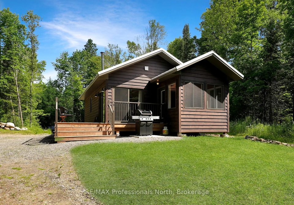 1462-minnicock-lake-road-dysart-et-al-ontario-x12807030