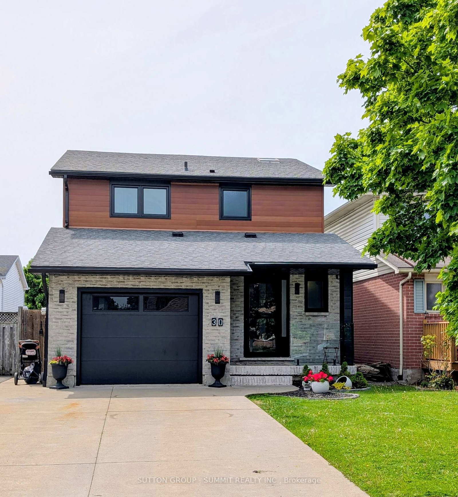 30-buchanan-crescent-thorold-ontario-x12807100