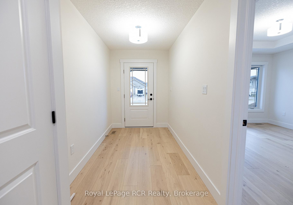 222-16th-avenue-crescent-hanover-ontario-x12807152