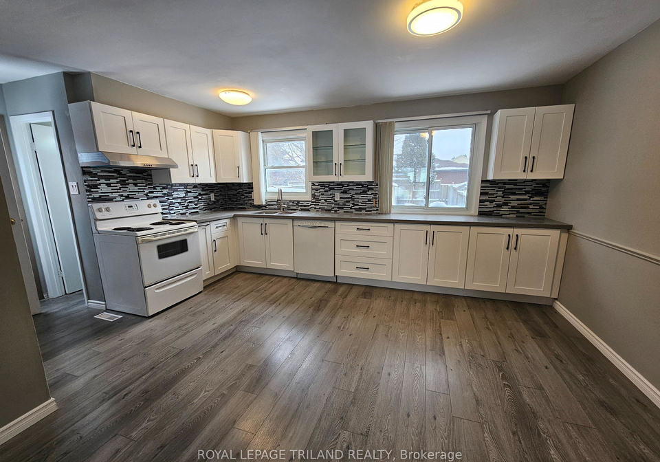 1004-lawson-road-london-north-ontario-x12807288