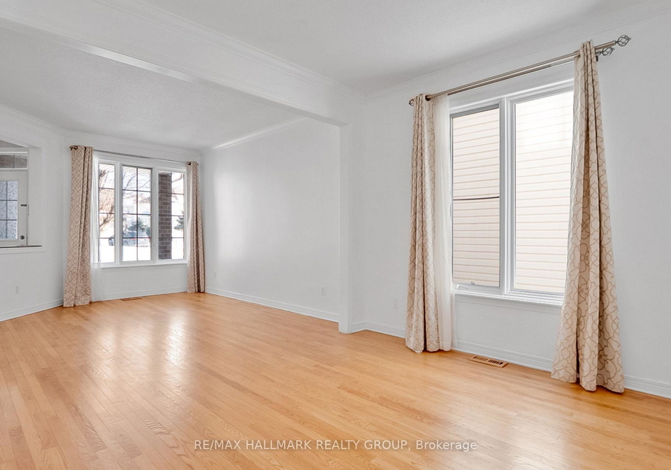 45-rialto-way-ottawa-ontario-x12807476