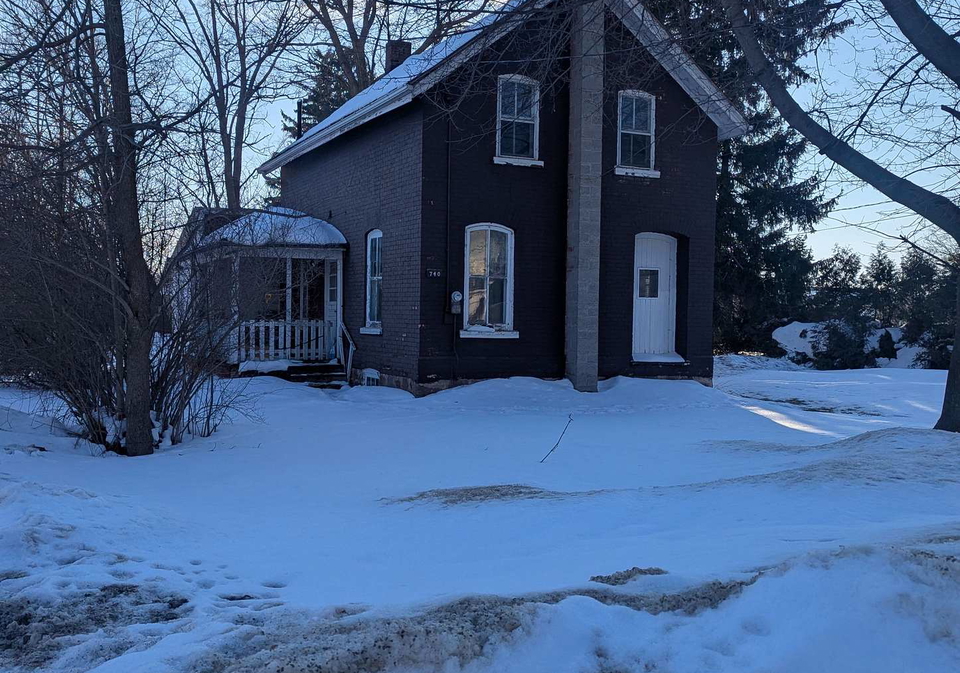 740-elma-street-w-north-perth-ontario-x12807728