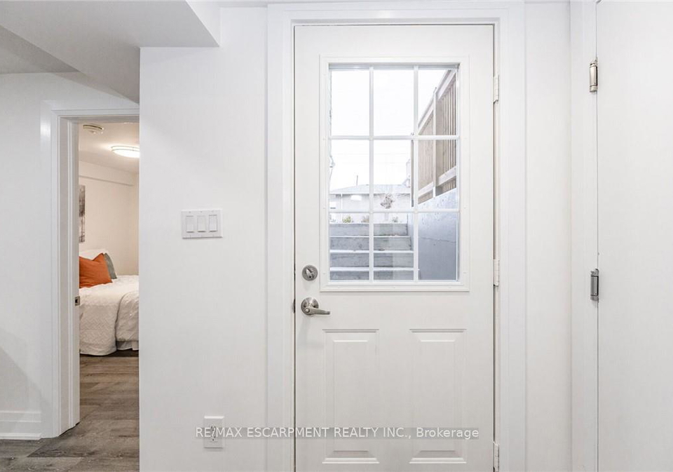 476-ferguson-avenue-n-hamilton-ontario-x12807756