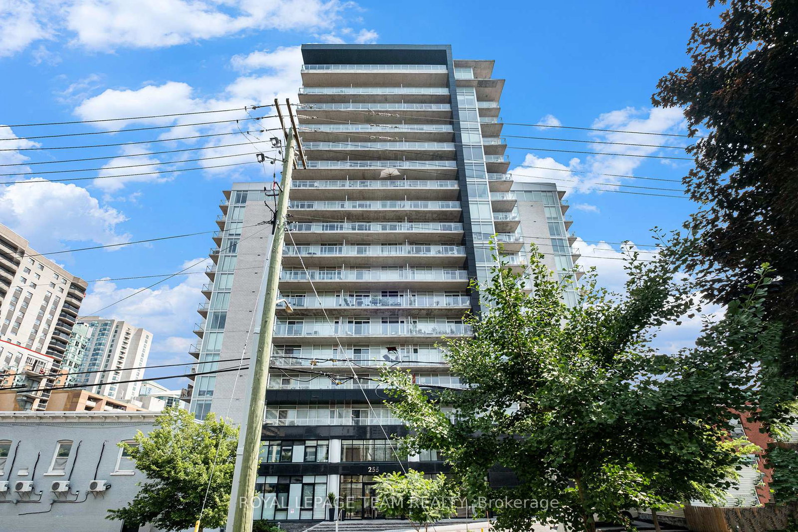 255-bay-street-ottawa-ontario-x12807816