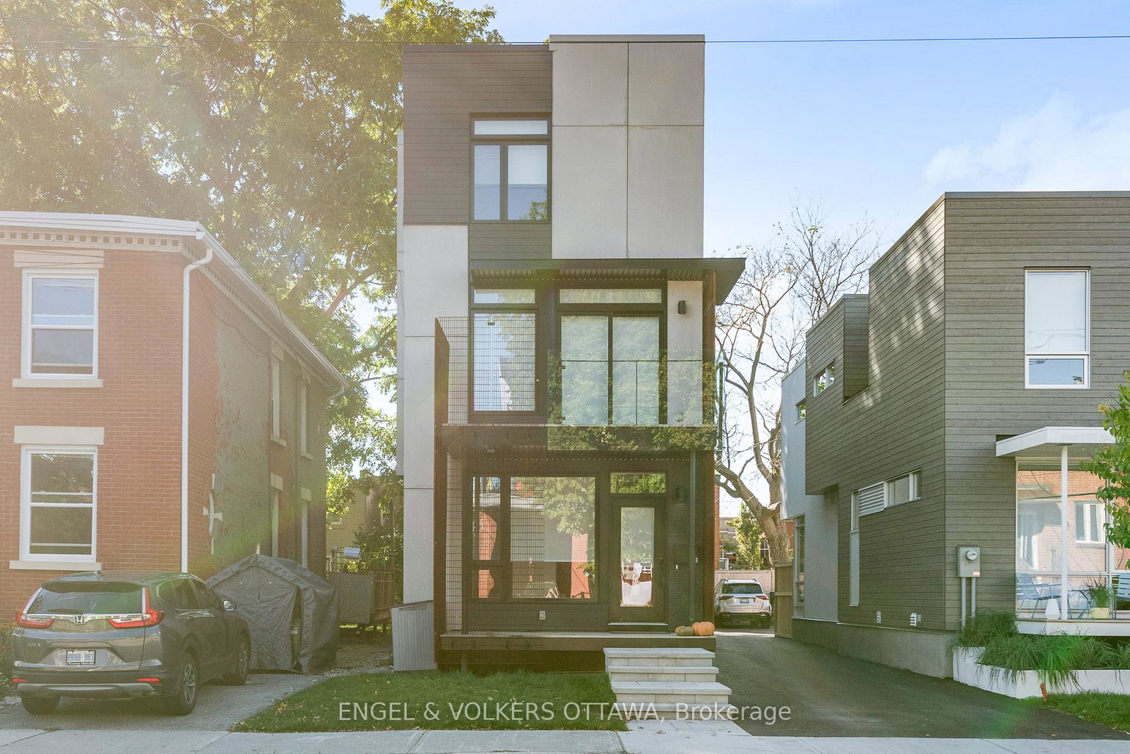 90-hamilton-avenue-n-ottawa-ontario-x12807840