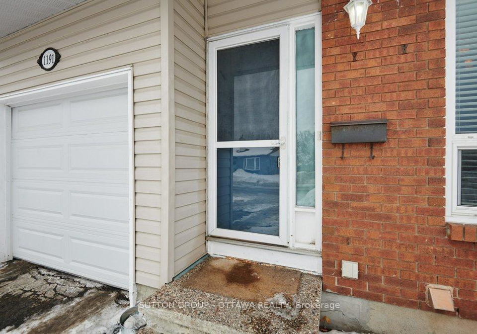 1191-grenoble-crescent-ottawa-ontario-x12808084