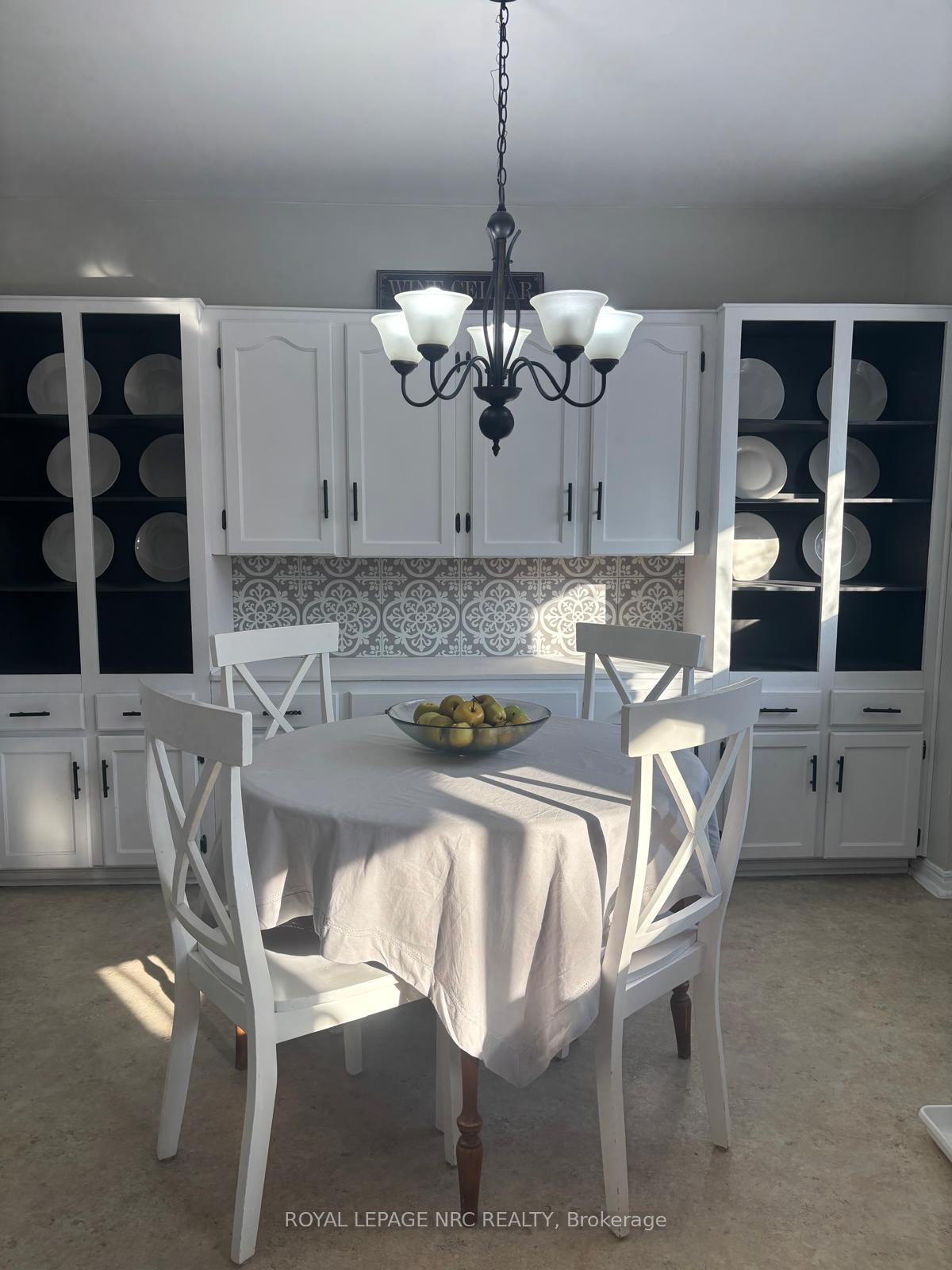 55-connaught-avenue-welland-ontario-x12808282