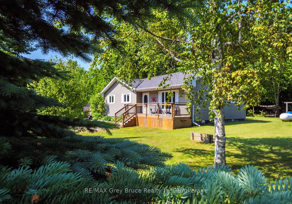 32-sugarbush-road-south-bruce-peninsula-ontario-x12808286