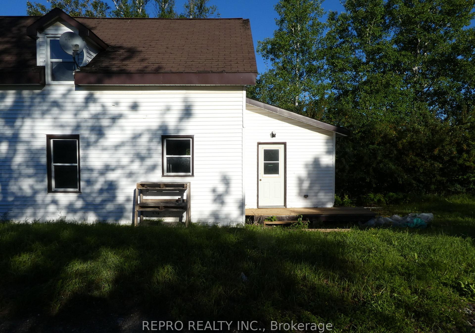 122-railway-avenue-greenstone-ontario-x12808424