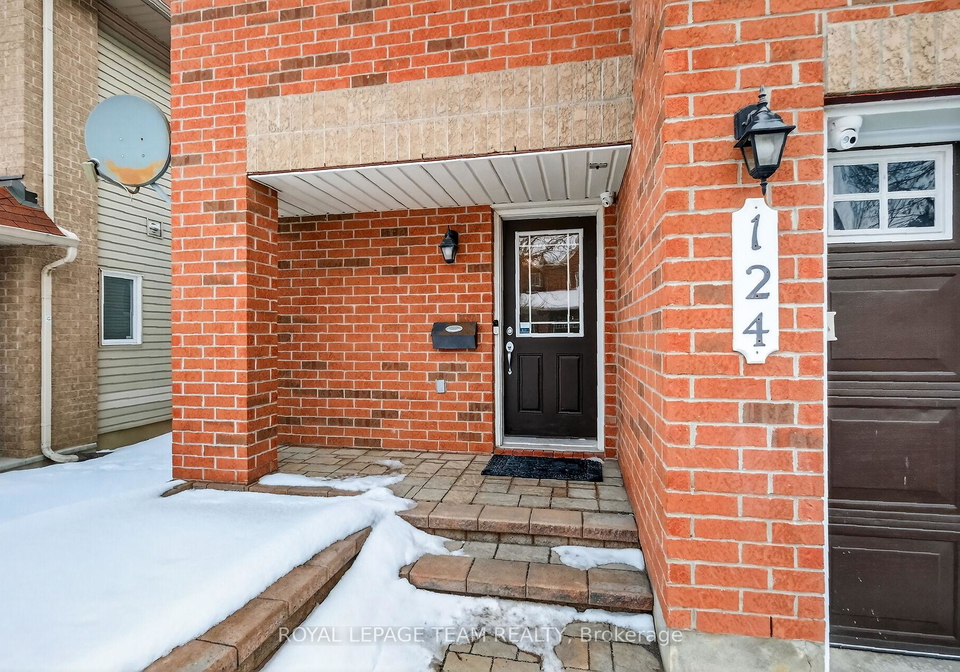 124-tacom-circle-ottawa-ontario-x12808582