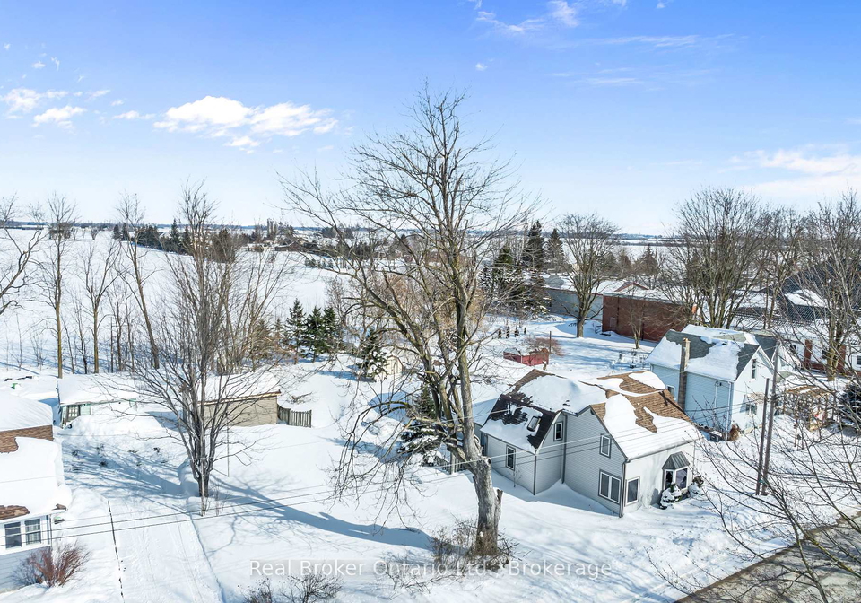 4118-83-line-perth-east-ontario-x12808986