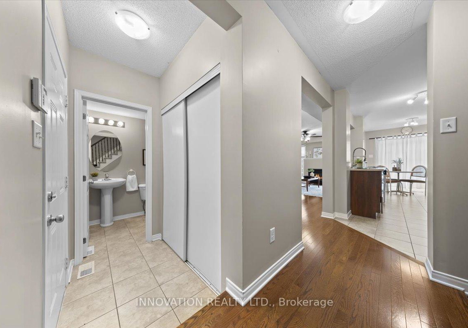 410-heathrow-private-ottawa-ontario-x12809038