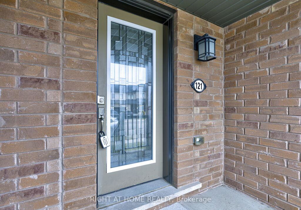 121-scarletwood-street-hamilton-ontario-x12809766