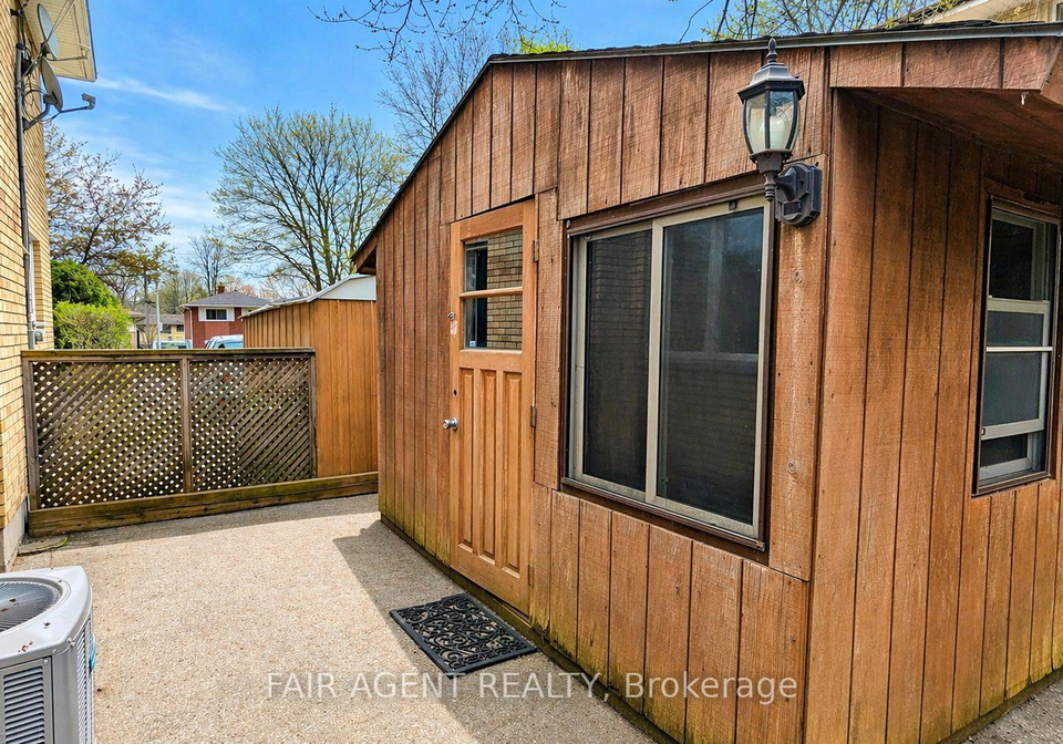 1502-beckworth-avenue-london-east-ontario-x12809832
