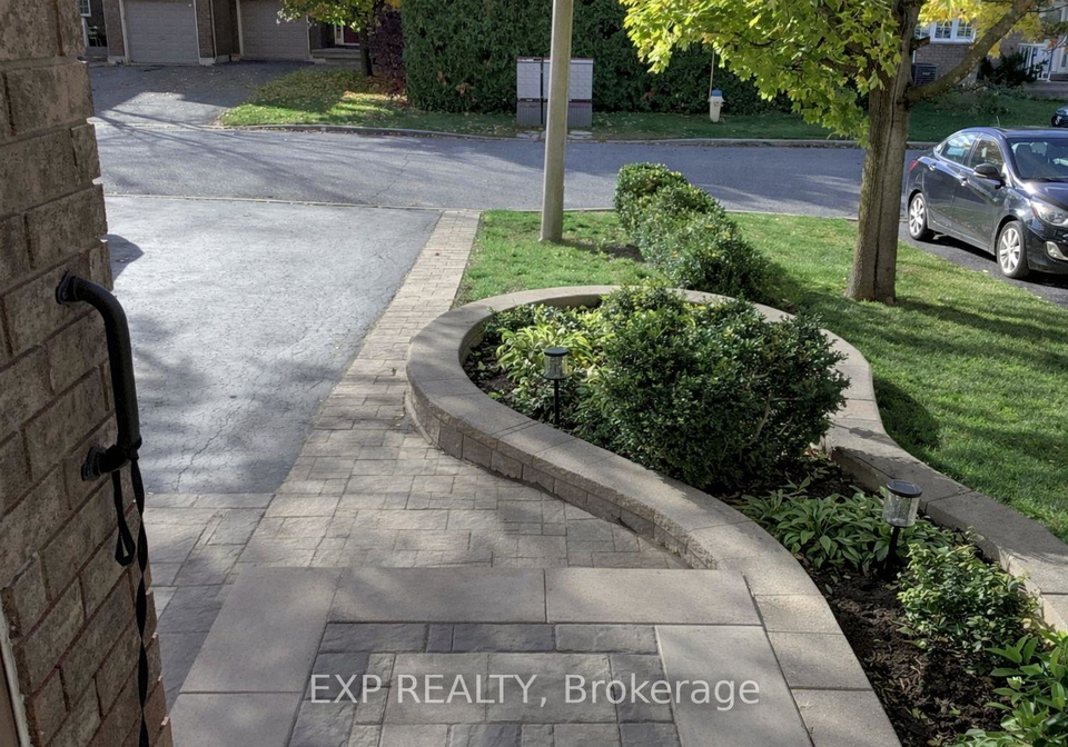2092-melette-crescent-ottawa-ontario-x12809880