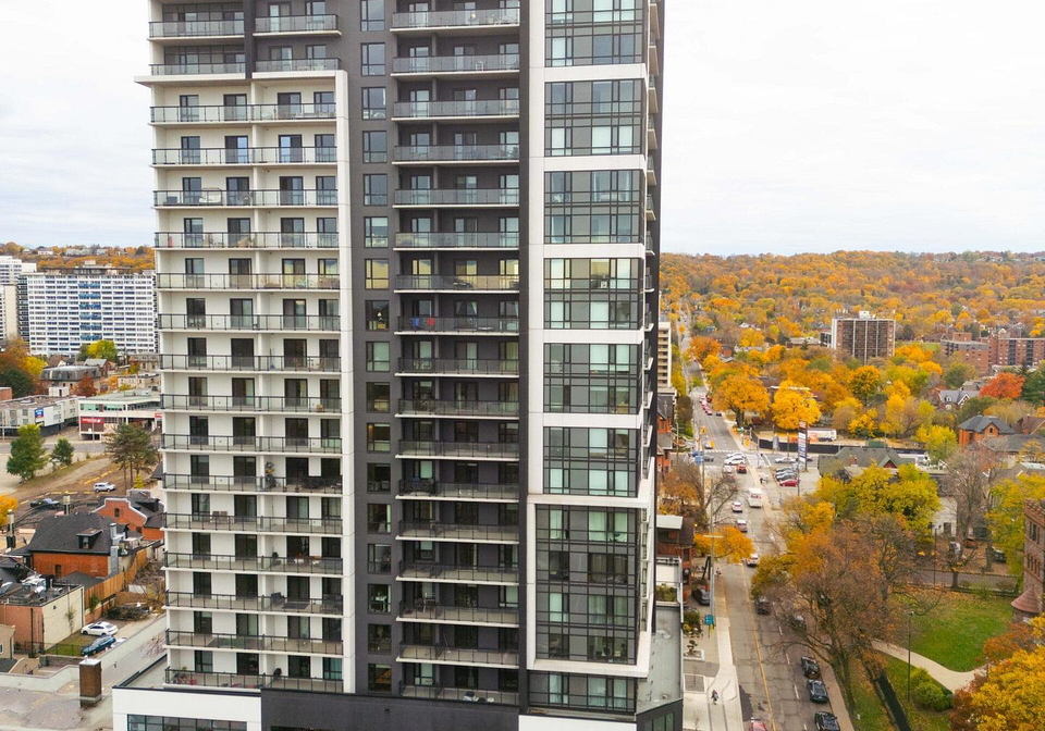 15-queen-street-s-hamilton-ontario-x12809978