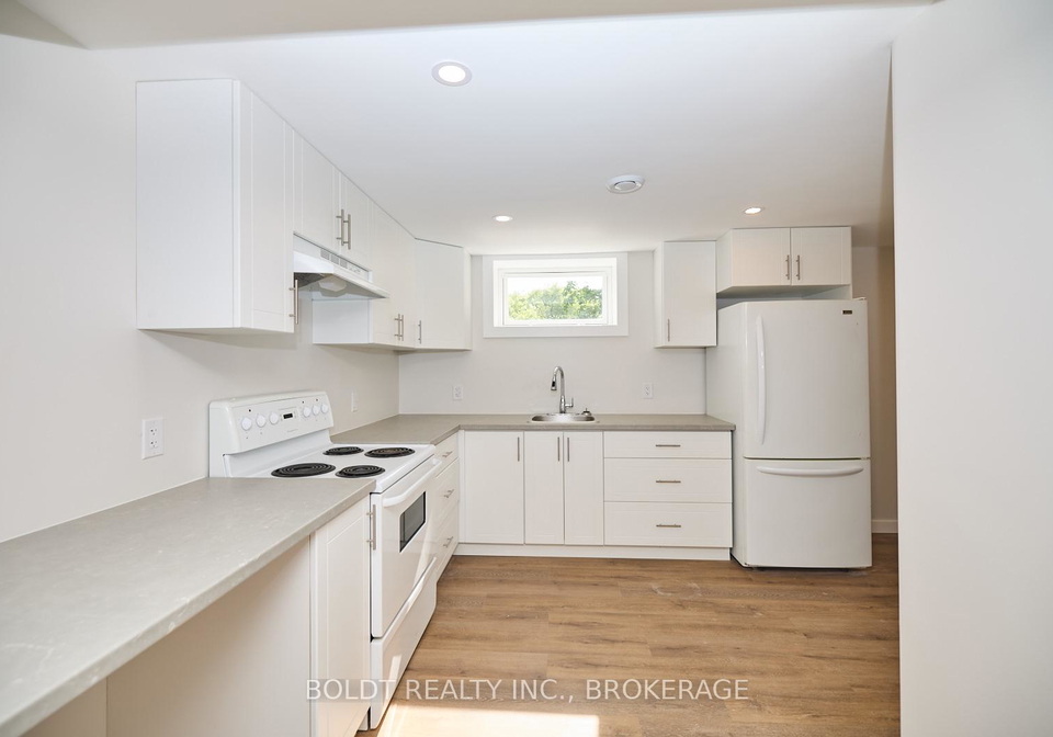 3305-nineteenth-street-lincoln-ontario-x12810620