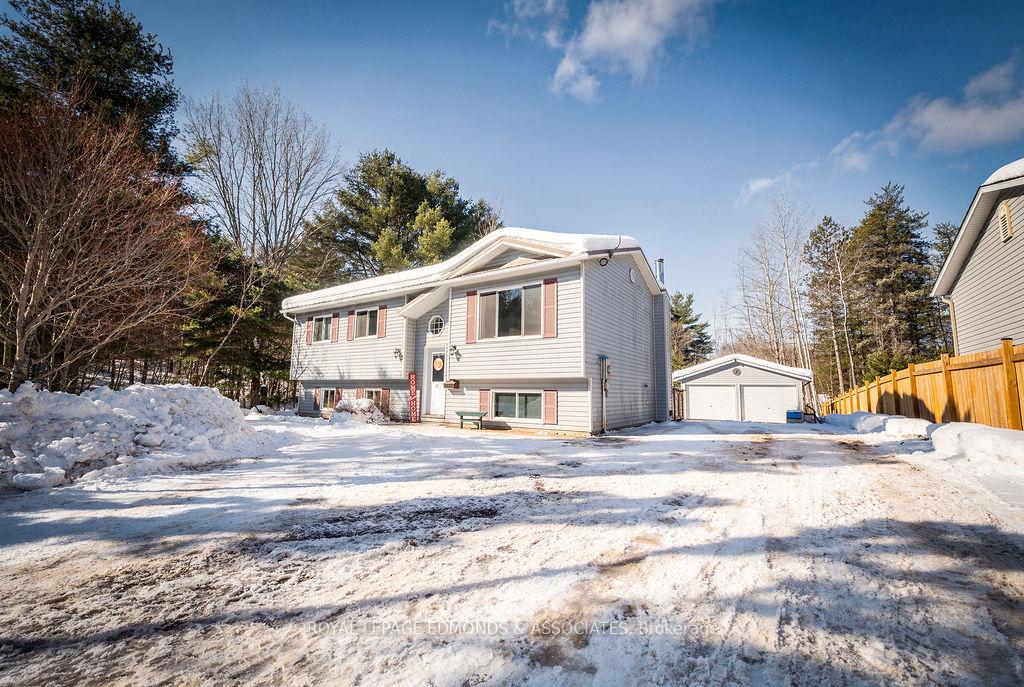 28-bob-seguin-drive-laurentian-hills-ontario-x12810670