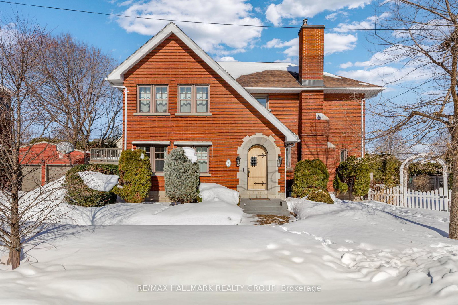 1-iona-street-ottawa-ontario-x12810992