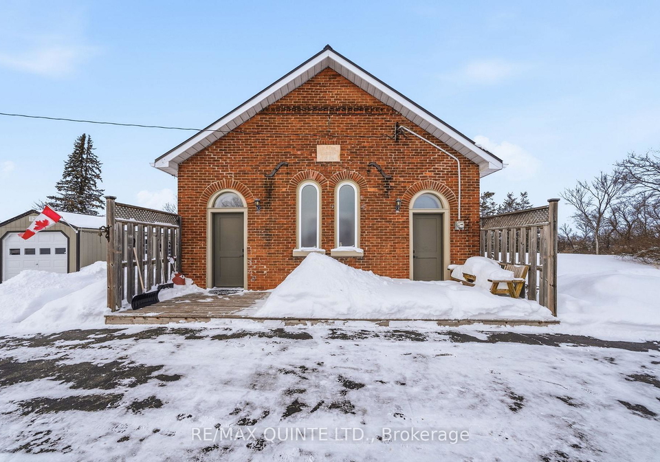 825-airport-parkway-belleville-ontario-x12811080