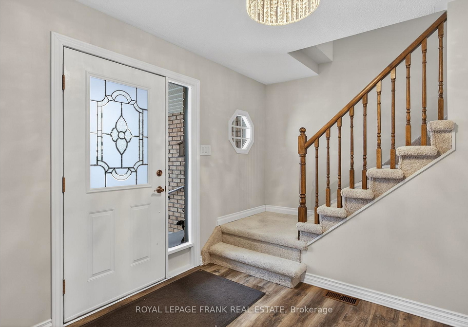 1821-parkwood-circle-peterborough-ontario-x12811250