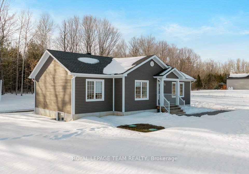 8094-county-road-44-edwardsburghcardinal-ontario-x12811664