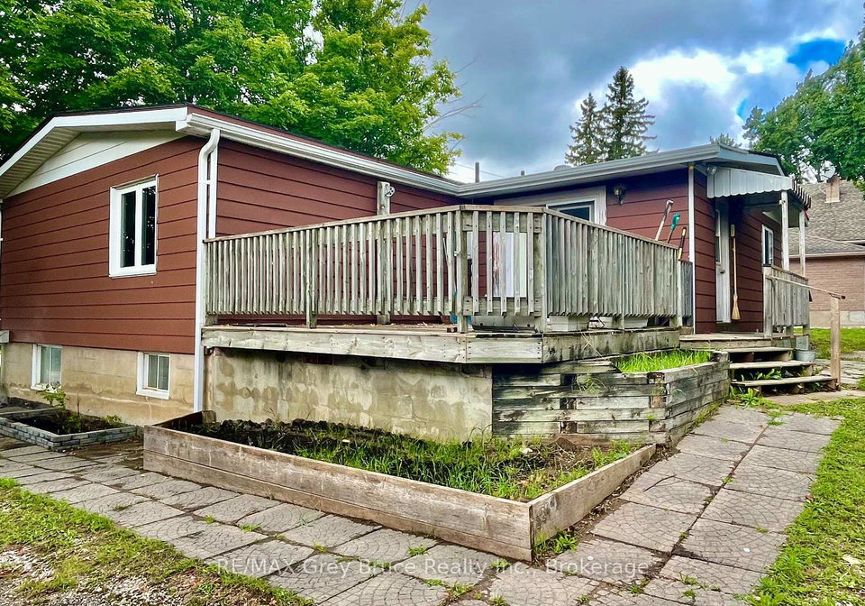 1069-7th-avenue-hanover-ontario-x12812100