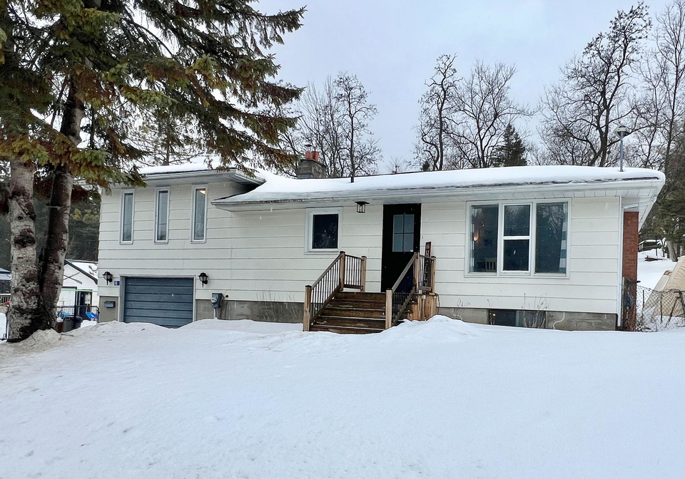 14-south-park-street-quinte-west-ontario-x12812594